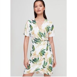 NWT Aritzia Babaton Wallace Wrap Dress